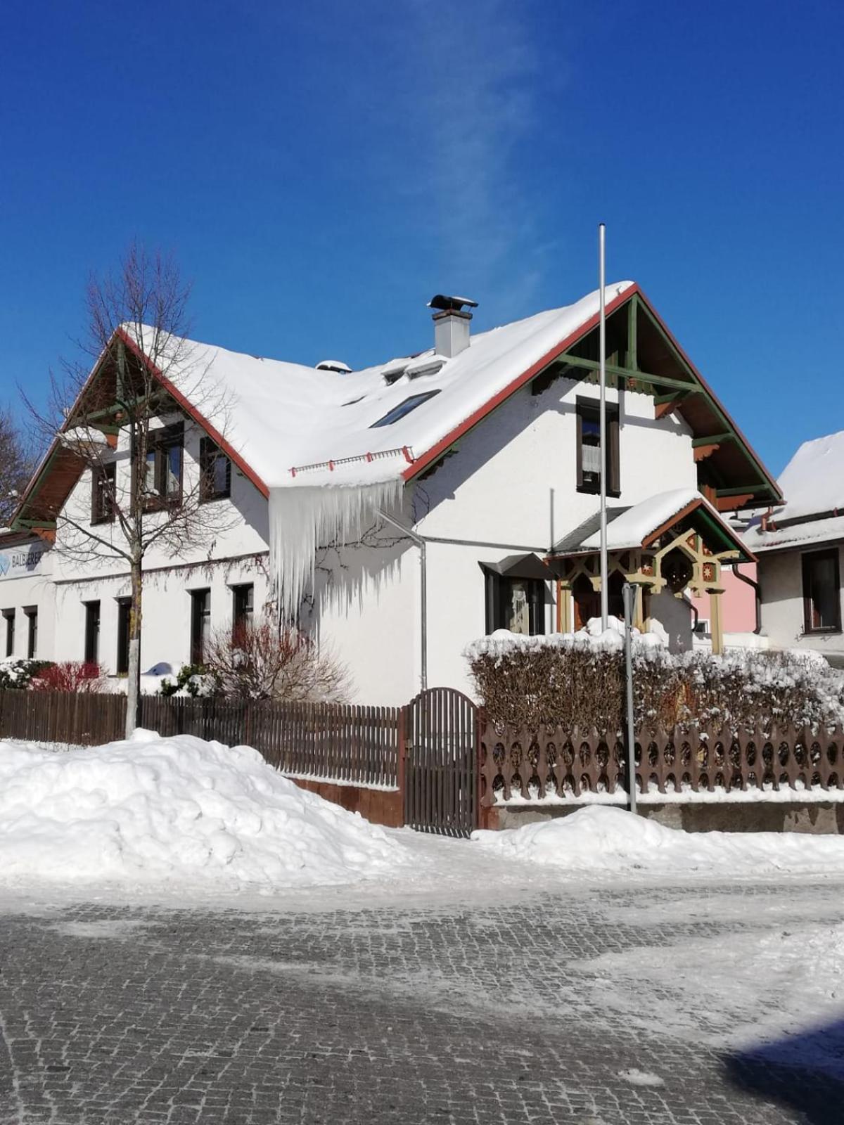 Ferienhaus „Schlupfwinkel“, Kostenloser Parkplatz, Vollausstattung الميناو المظهر الخارجي الصورة